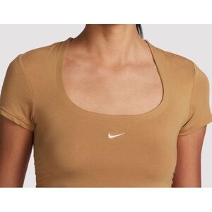 WOMENS NIKE SPORTSWEAR CHILL KNIT SHORT-SLEEVE SQUARE-NECK TOP